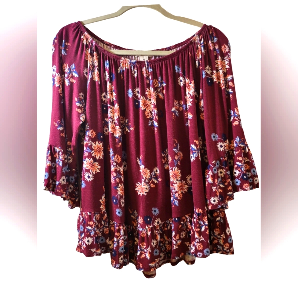 Style&Co Maroon and Floral Boho ¾ sleeve Blouse. Size M